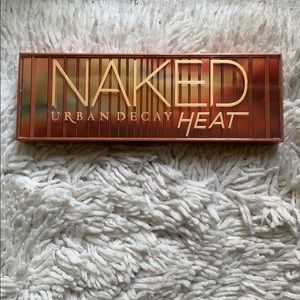 Urban Decay Naked Heat Palette